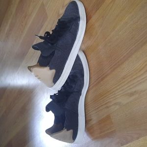 Pharrell Williams x Vulc Lace up "Black Granite"